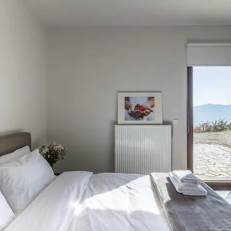 Villa Chalet Ii , Breathtaking Infinity View Arachova