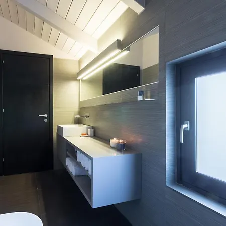 Chalet Ii , Breathtaking Infinity View Villa *